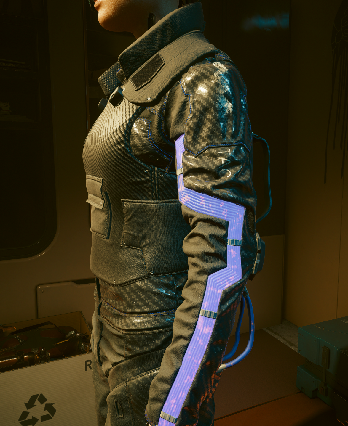A screenshot of the equipable maxtac uniform in cyberpunk2077
